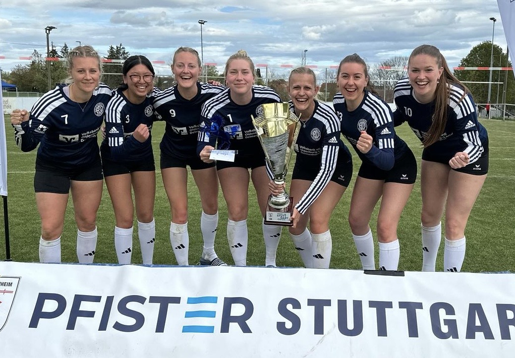 13.04.2025: Sieger beim hochkarätigen internationalen Faustballturnier des TV Stuttgart-Stammheim - unsere Bundesligafrauen.