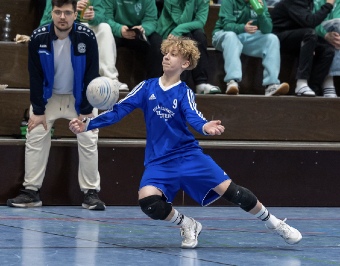 15.03.26: Jonah bei der Abwehr - DM der mU14 in Stuttgart (Foto: Uwe Spille)