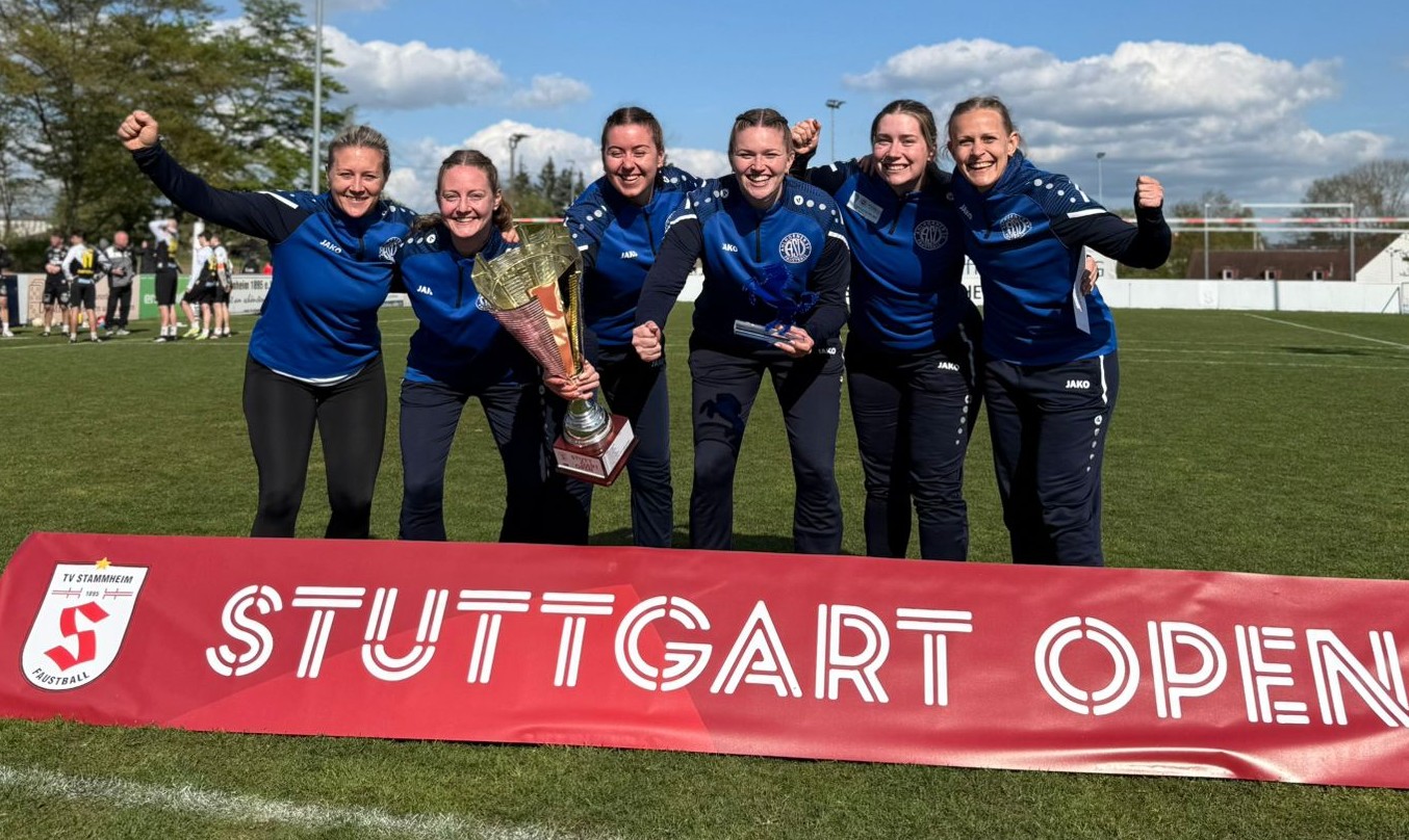 19.04.2026: Sieger beim Stuttgart Open, dem internqationalen Turnier des TV Stammheim-Stuttgart - unsere Frauen.
Von links: Michaela Grzywatz, Felicia Gißler, Melissa Leopold, Mieke Kienast, Jordan Nadermann, Sarah Albrecht.