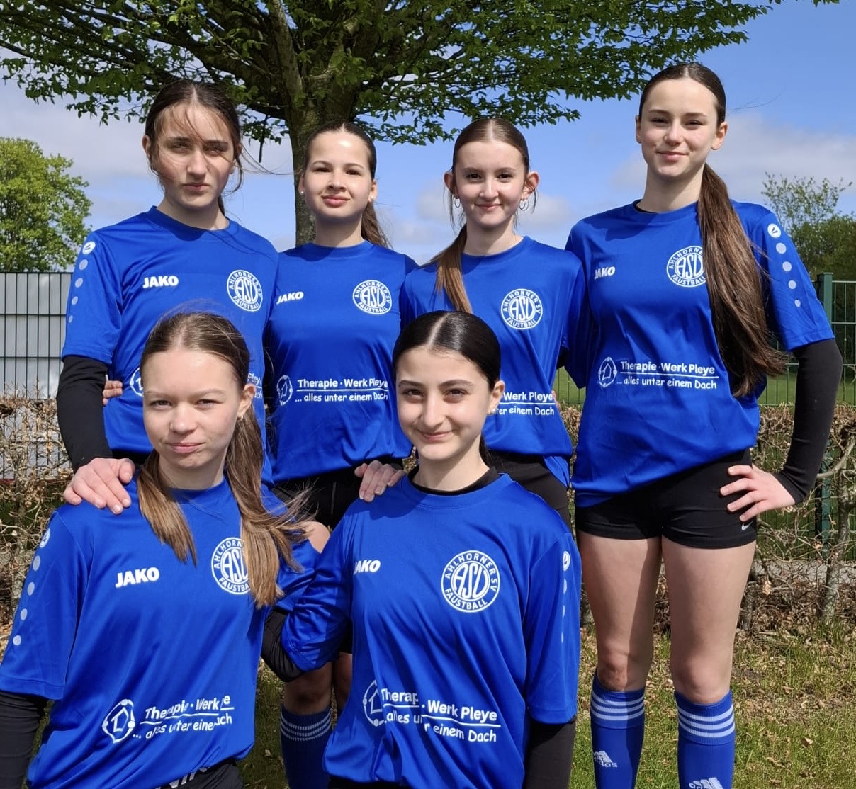 25.04.26: Die ersten zwei Siege dieser Feldsaison - unsere wU16 beim Spieltag in Brettorf.
